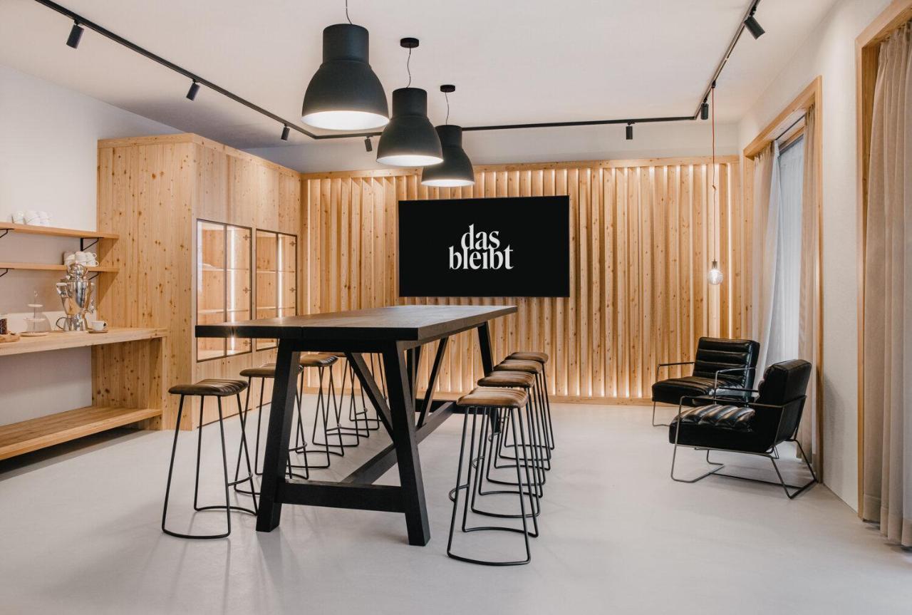 שלאדמינג Das Bleibt Alpine Suites מראה חיצוני תמונה