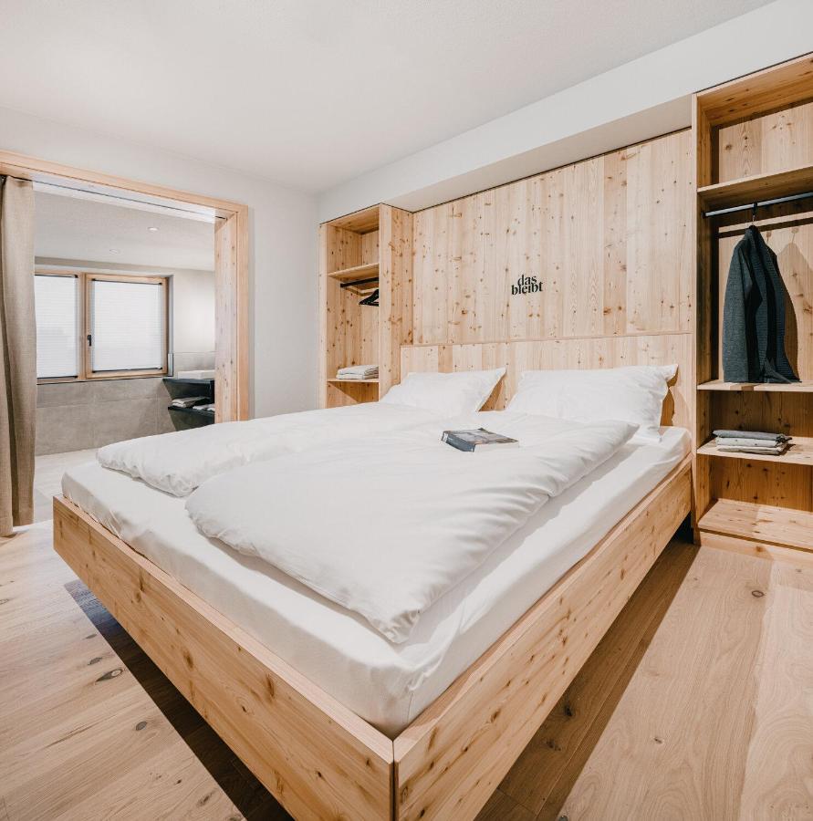 שלאדמינג Das Bleibt Alpine Suites מראה חיצוני תמונה