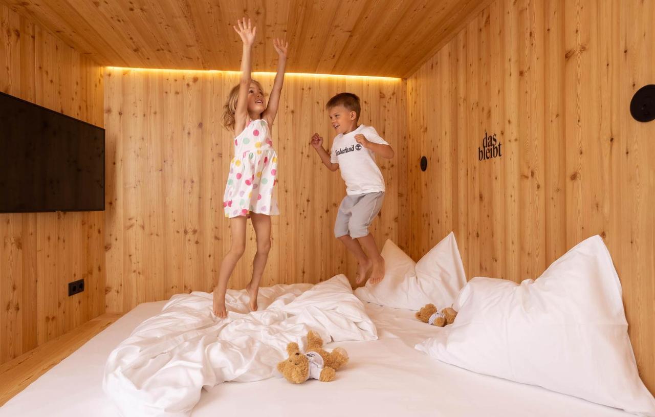 שלאדמינג Das Bleibt Alpine Suites מראה חיצוני תמונה